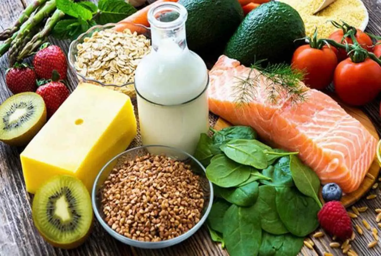 Cosa mangiare per rinforzare le ossa? I nutrienti fondamentali